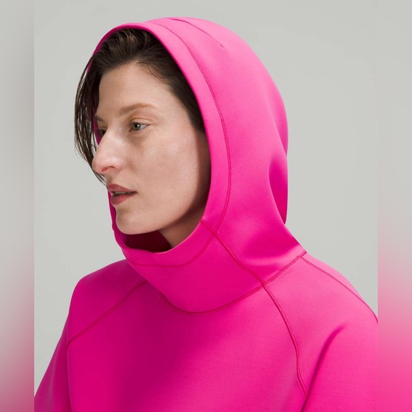 Lululemon AirWrap Pullover Hoodie in Sonic Pink Size 8 - Picture 4 of 8